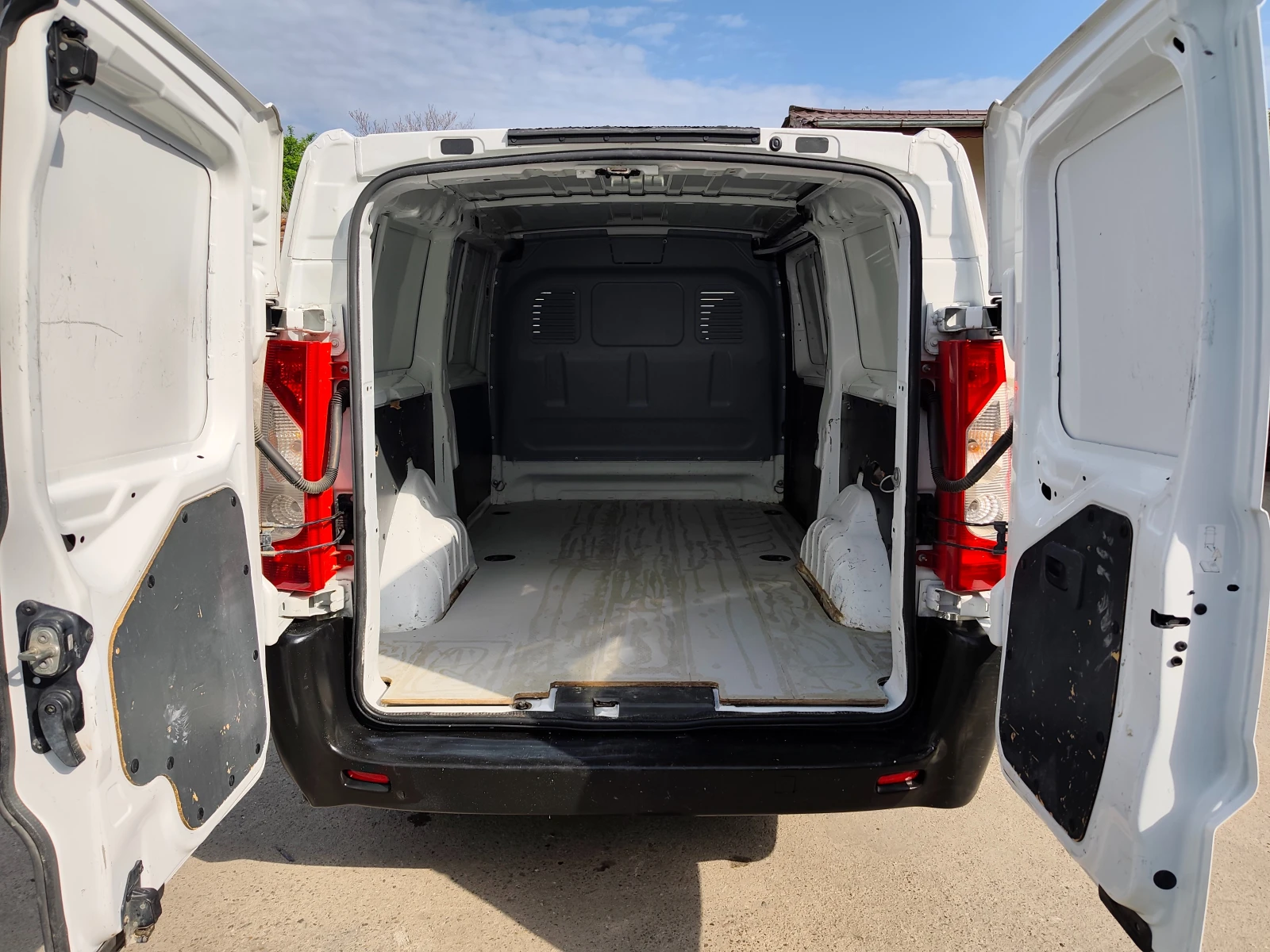 Peugeot Expert 2.0HDI MAXI КЛИМАТИК, снимка 9 - Бусове и автобуси - 54223126