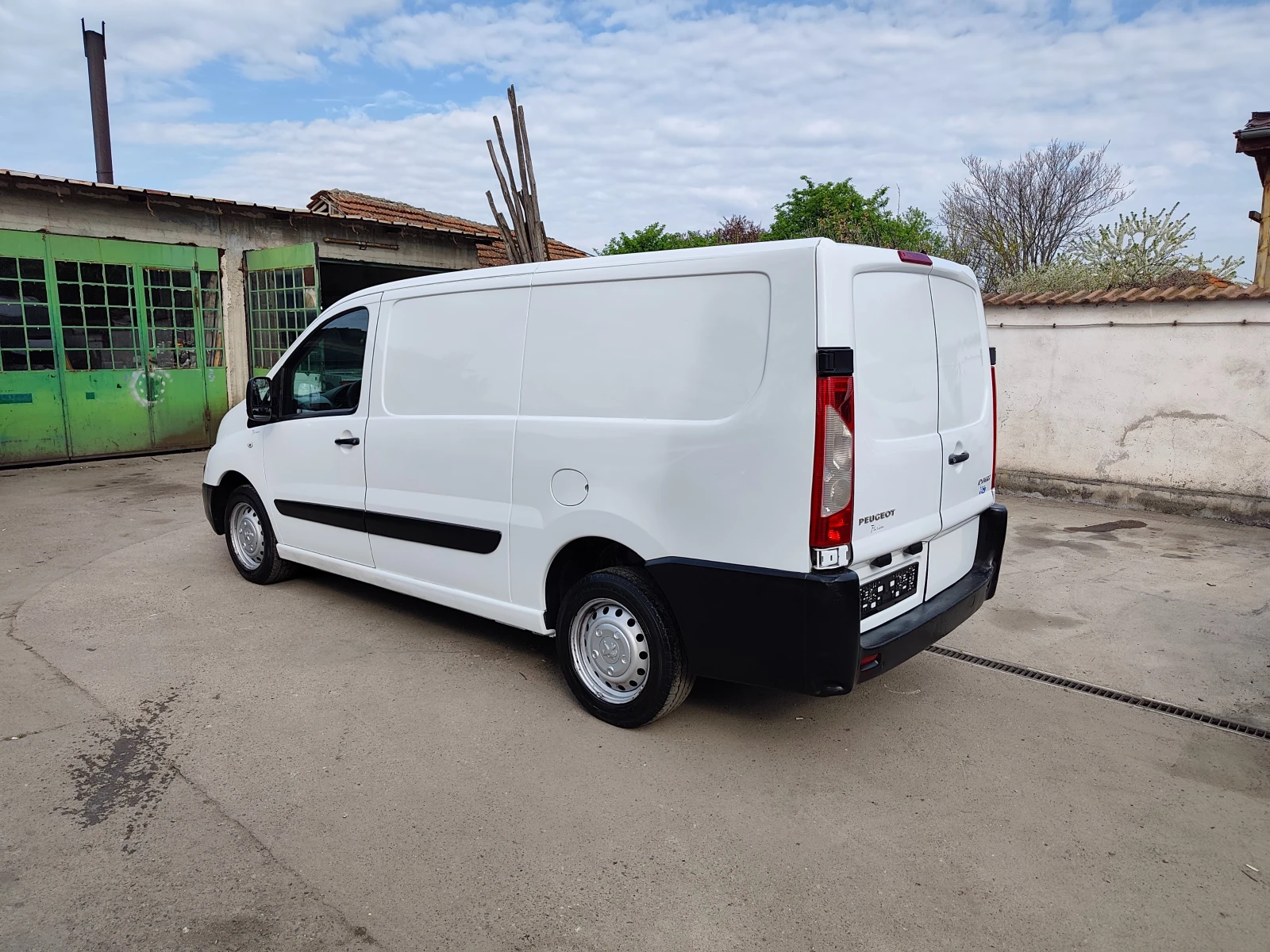 Peugeot Expert 2.0HDI MAXI КЛИМАТИК, снимка 3 - Бусове и автобуси - 54223126