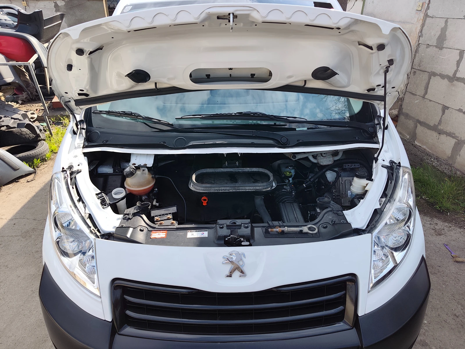 Peugeot Expert 2.0HDI MAXI КЛИМАТИК, снимка 15 - Бусове и автобуси - 54223126