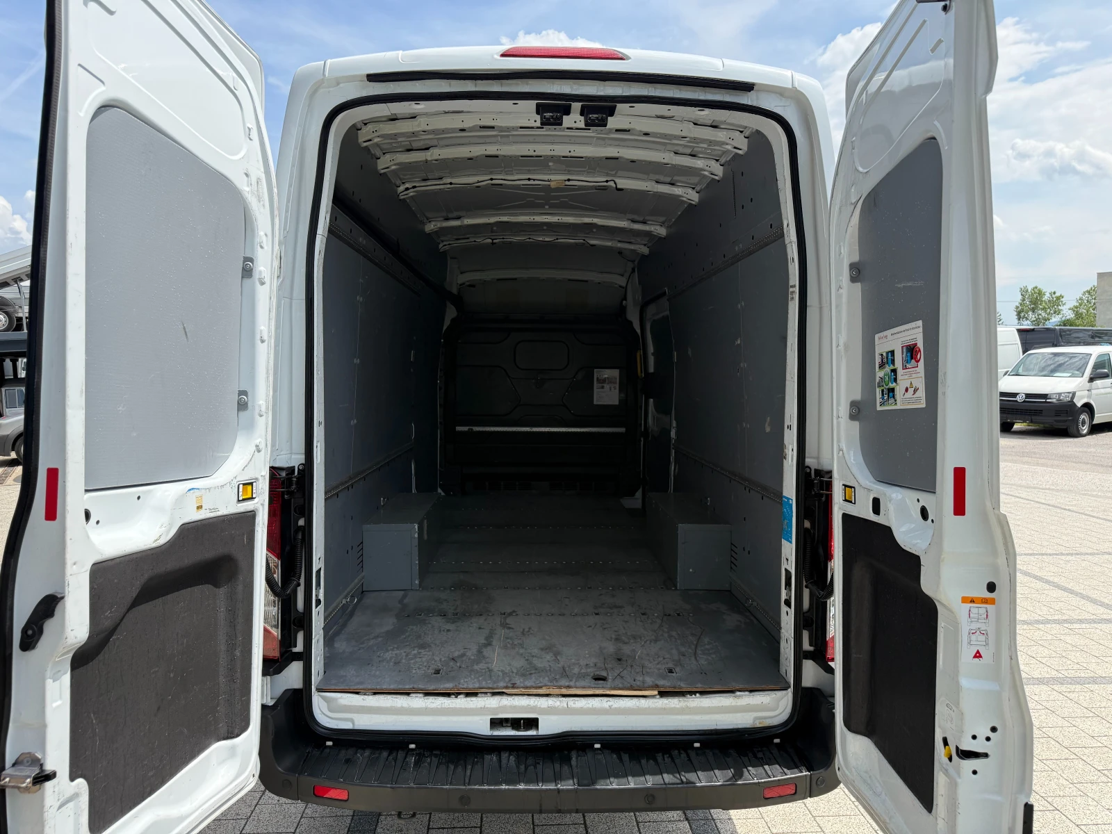 Ford Transit 2.0TDCI Jumbo L4H3 Euro 6D-temp Климатик , снимка 17 - Бусове и автобуси - 54763907