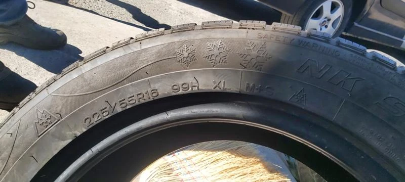 Гуми Зимни 225/55R16, снимка 7 - Гуми и джанти - 33946167