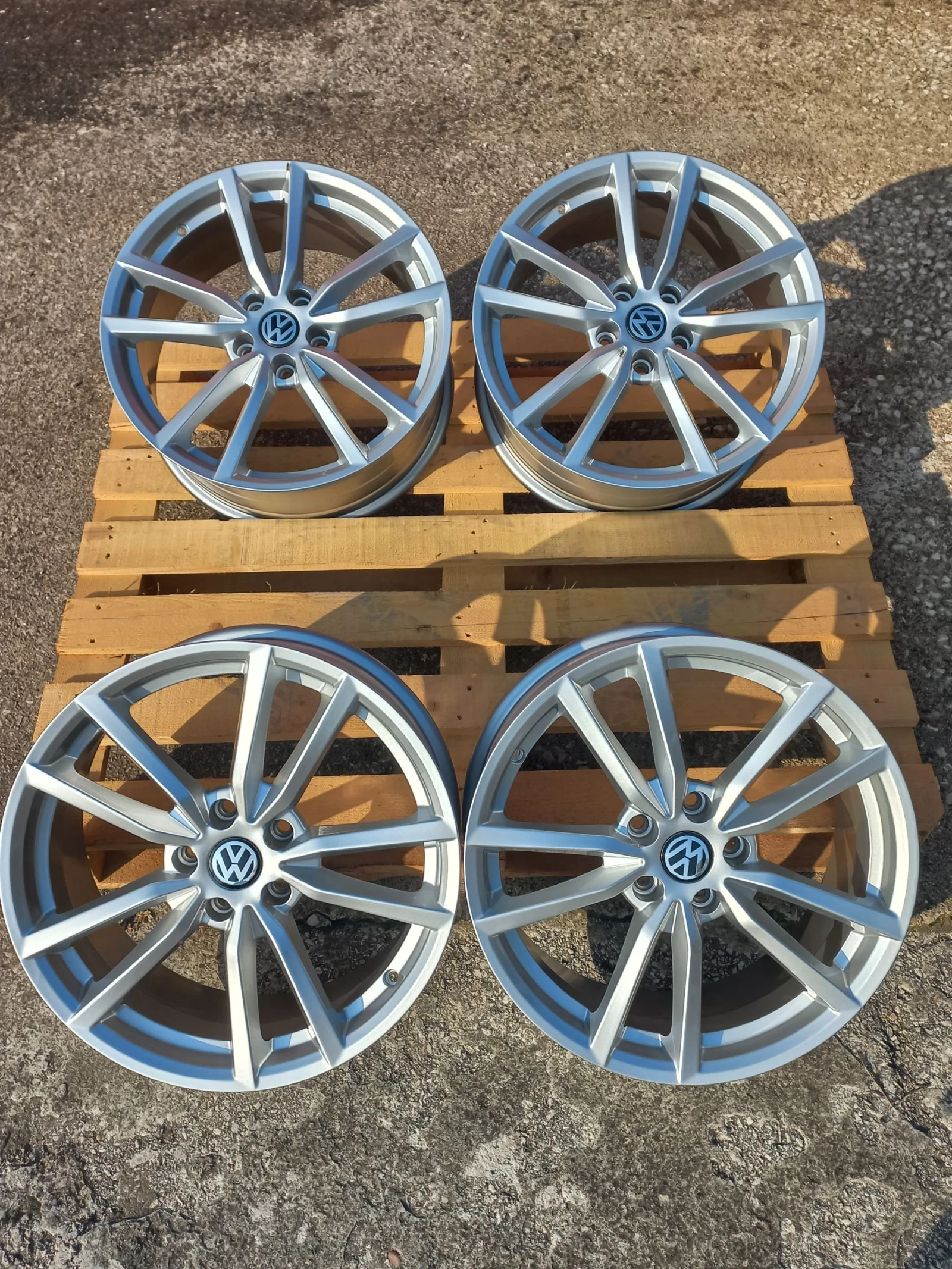 Джанти за VW, снимка 5 - Гуми и джанти - 54627105