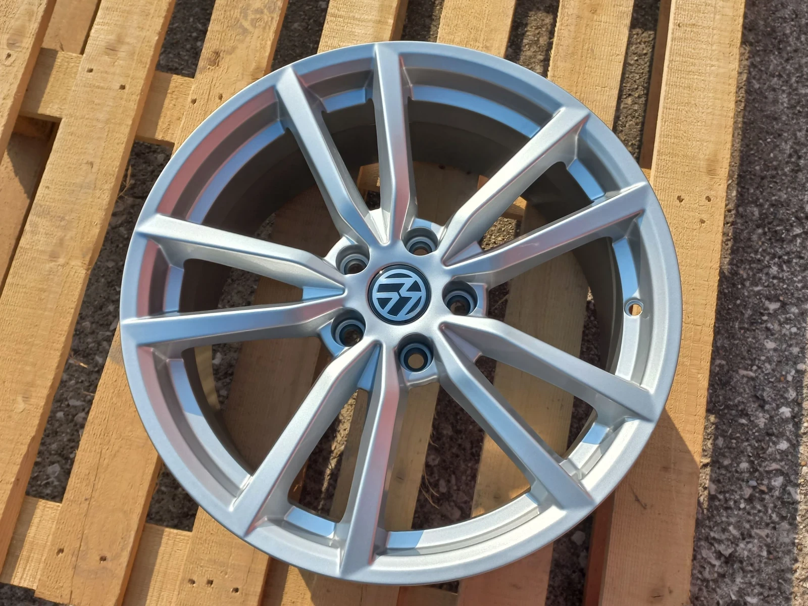 Джанти за VW, снимка 7 - Гуми и джанти - 54627105