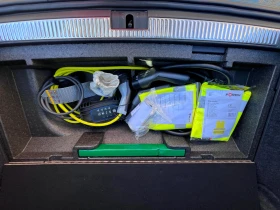 Skoda Superb  1.4TSI 218к.с iDSG6 L&K Plug-in Hybrid MatrixLED, снимка 8