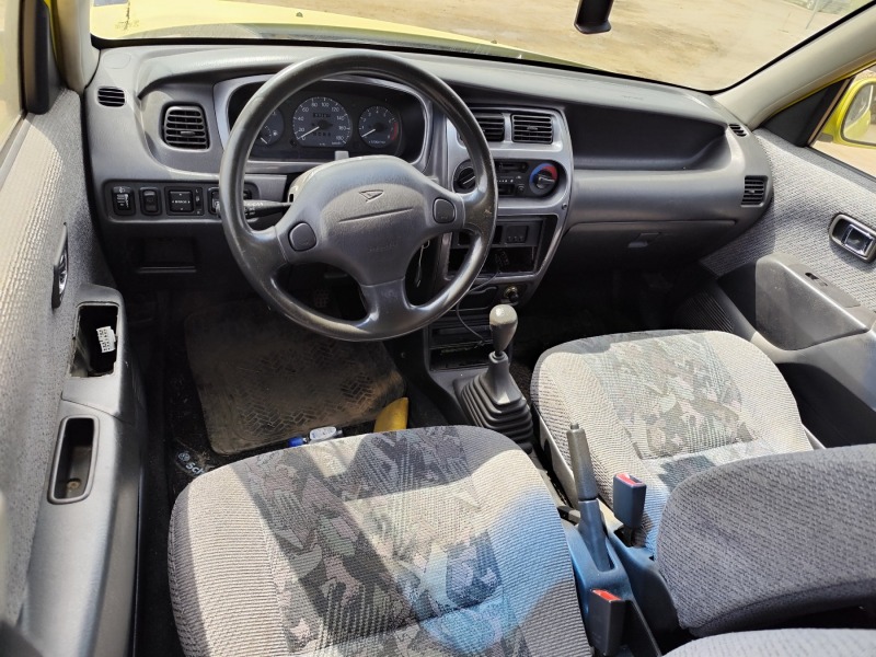 Daihatsu Sirion 1.0 - 4х4, снимка 4 - Автомобили и джипове - 45793010
