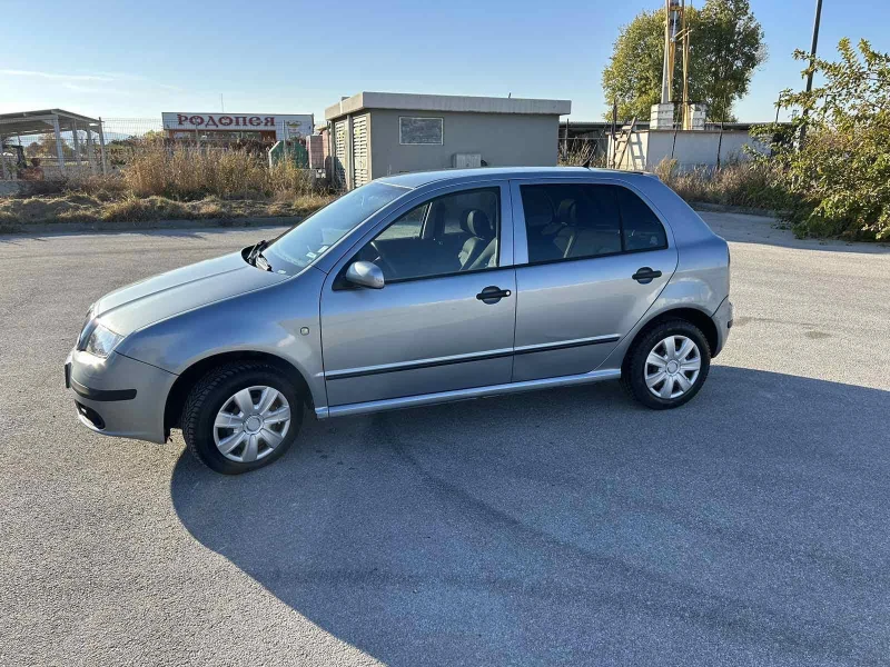 Skoda Fabia, снимка 4 - Автомобили и джипове - 47869980