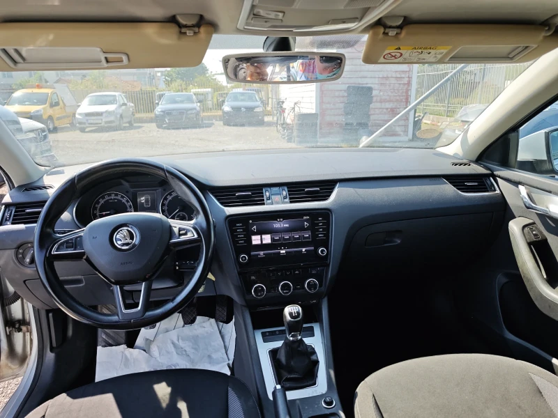 Skoda Octavia Facelift 1.6TDI EURO 6 с РЕГИСТРАЦИЯ , снимка 10 - Автомобили и джипове - 50558166