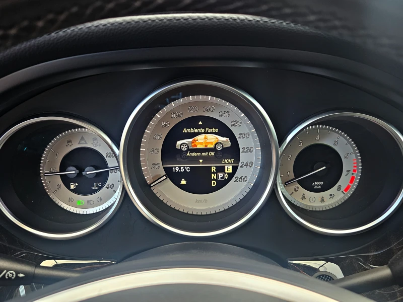 Mercedes-Benz CLS 350 ! AMG/BENZIN/GERMANY/DISTR/МАСАЖИ/ОБДУХ/AMBIENT/LI, снимка 9 - Автомобили и джипове - 52079089