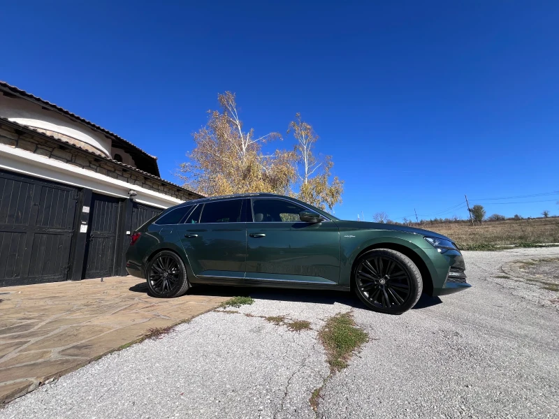 Skoda Superb  1.4TSI 218к.с iDSG6 L&K Plug-in Hybrid MatrixLED, снимка 3 - Автомобили и джипове - 52298037