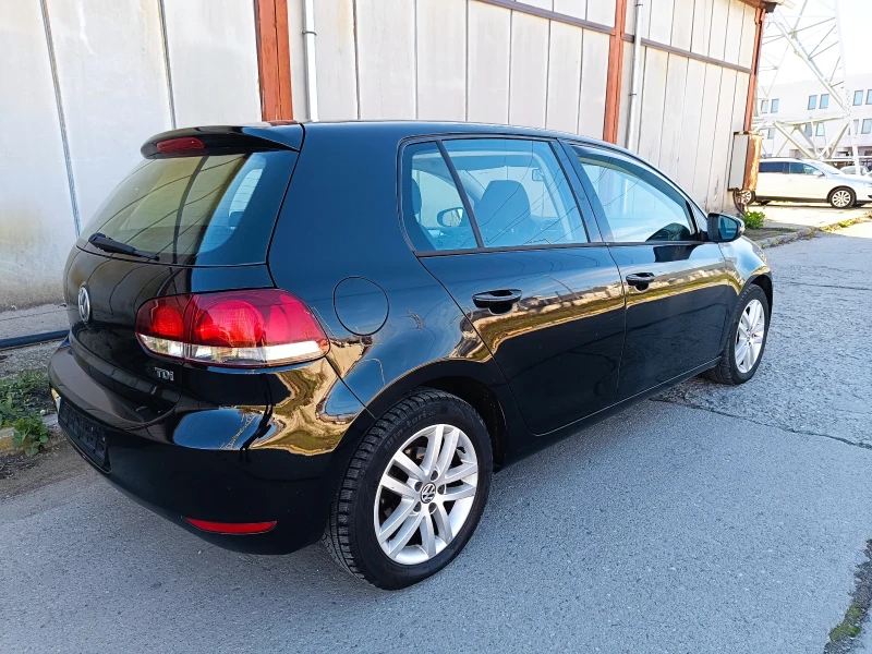 VW Golf 1.6 TDI / Highline / Alcantara, снимка 6 - Автомобили и джипове - 52394267