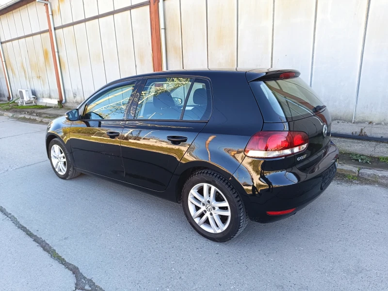 VW Golf 1.6 TDI / Highline / Alcantara, снимка 5 - Автомобили и джипове - 52394267