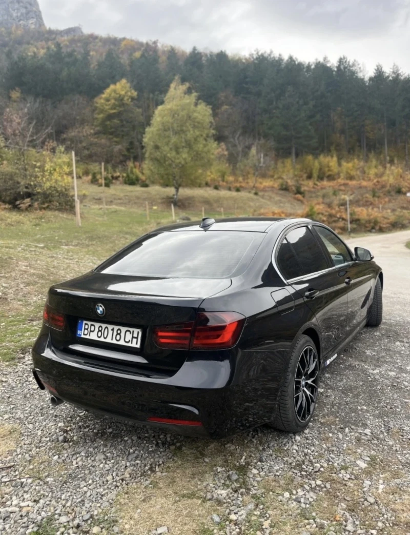 BMW 320 М-пакет седан, снимка 5 - Автомобили и джипове - 52445970