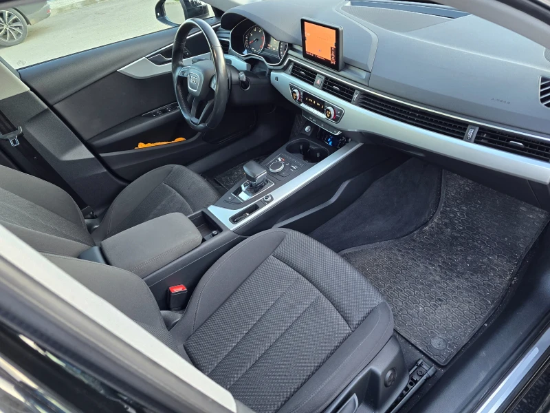 Audi A4, снимка 9 - Автомобили и джипове - 52776300