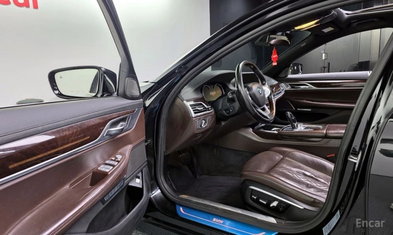 BMW 730, снимка 10 - Автомобили и джипове - 53030686