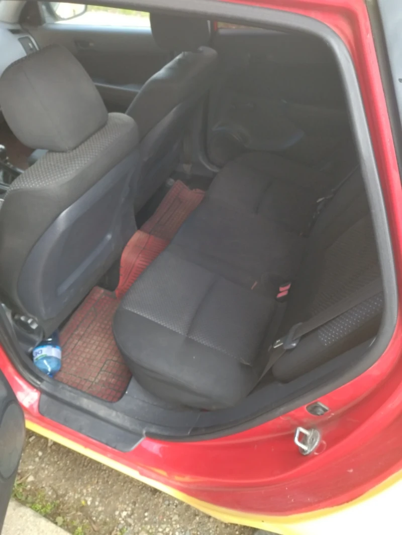 Hyundai I30 1.6 cw, снимка 5 - Автомобили и джипове - 53089786