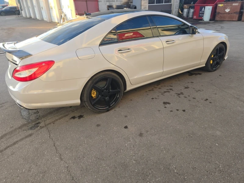 Mercedes-Benz CLS 550 CARFAX, снимка 3 - Автомобили и джипове - 53351466