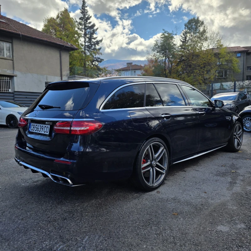 Mercedes-Benz E 63 AMG S/4Matic+ /ГОТОВ ЛИЗИНГ, снимка 5 - Автомобили и джипове - 53354434