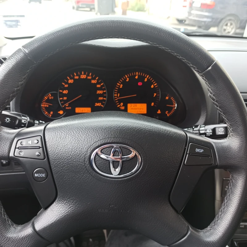 Toyota Avensis Т25, снимка 5 - Автомобили и джипове - 53514814