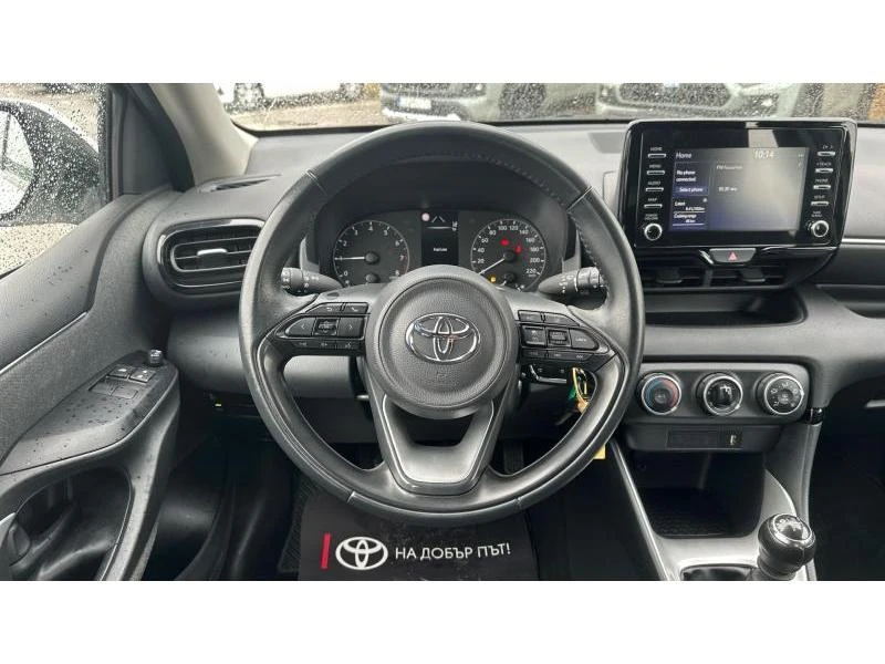 Toyota Yaris 1.5P ACTIVE, снимка 9 - Автомобили и джипове - 52949022