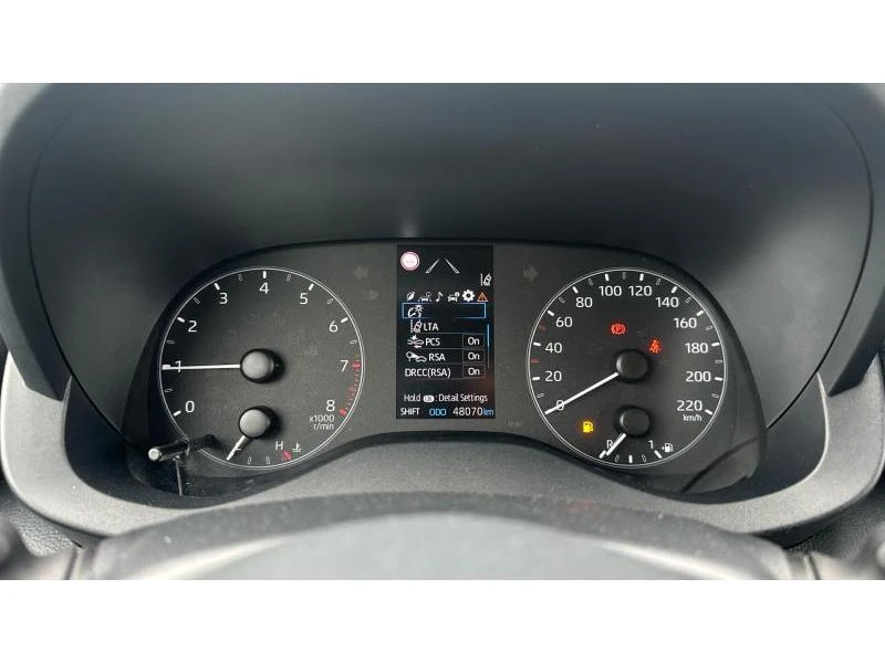 Toyota Yaris 1.5P ACTIVE, снимка 14 - Автомобили и джипове - 52949022