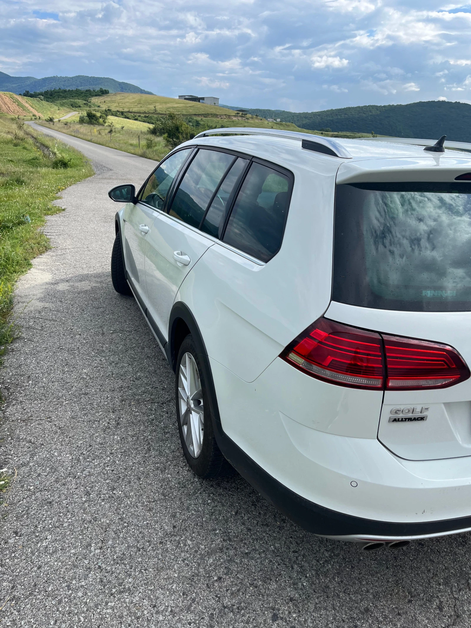 VW Alltrack  - изображение 4