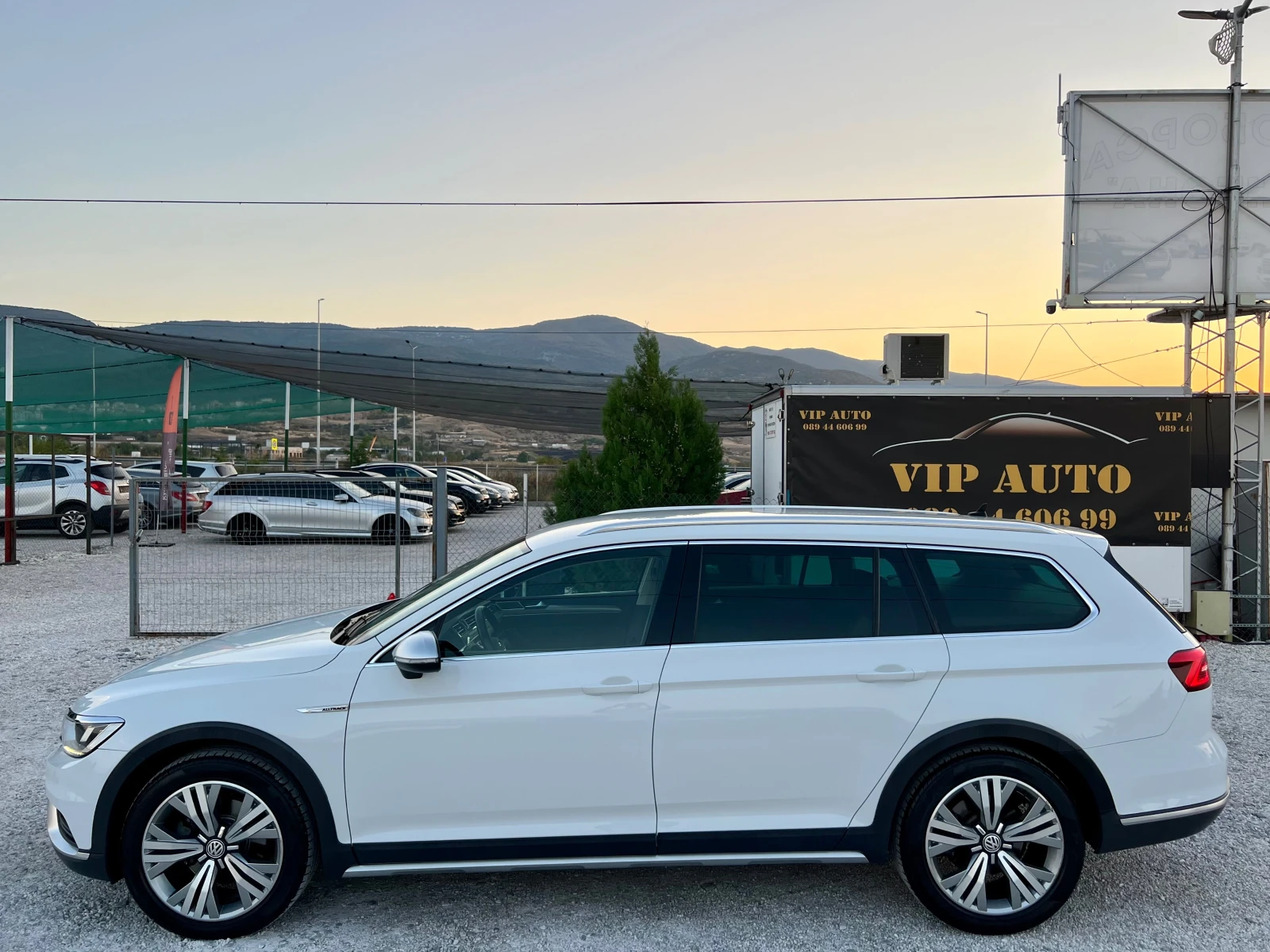 VW Passat ALLTRACK 2.0TDI 4MOTION - изображение 8