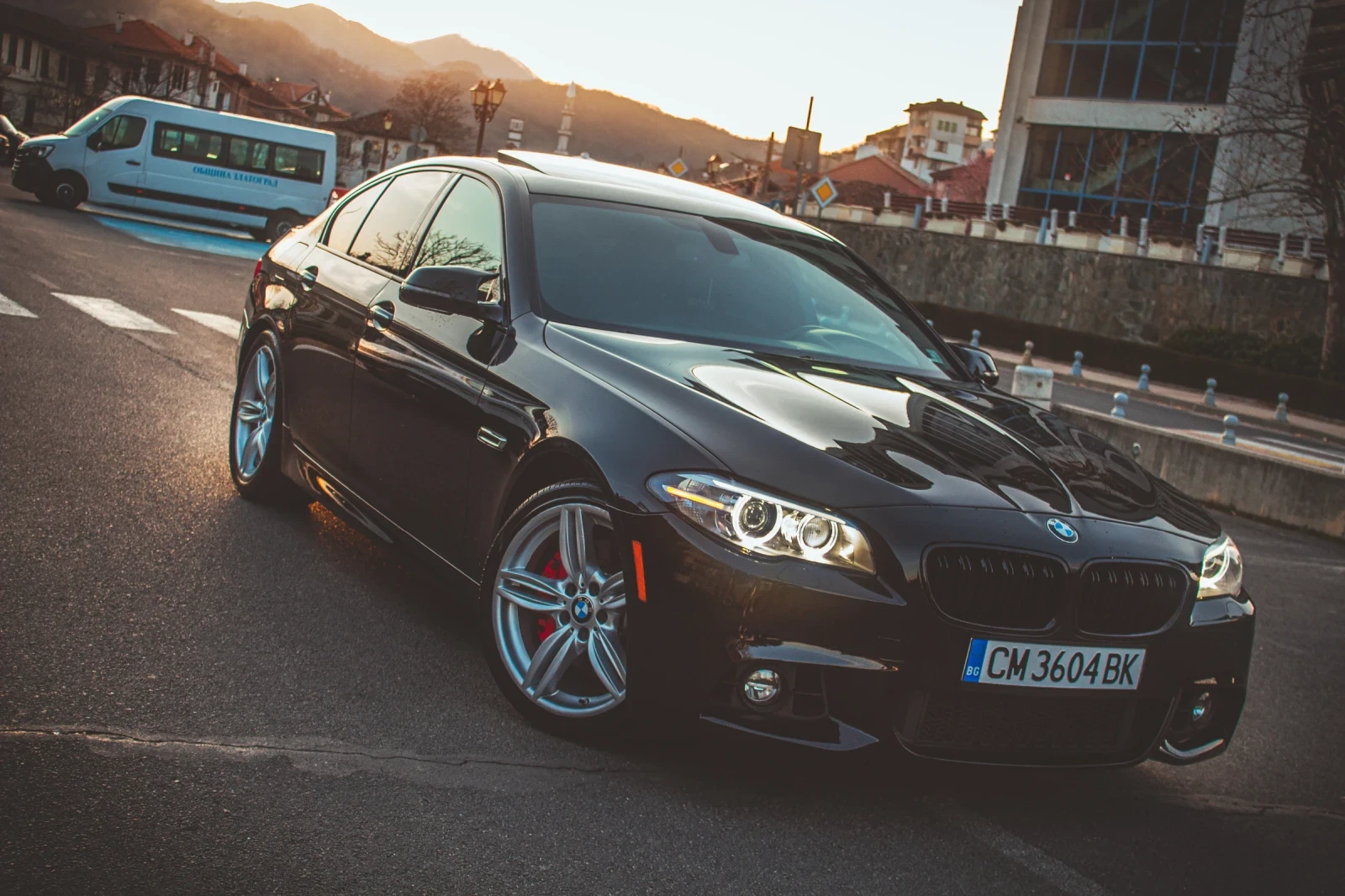 BMW 535 535i LCI  - изображение 10