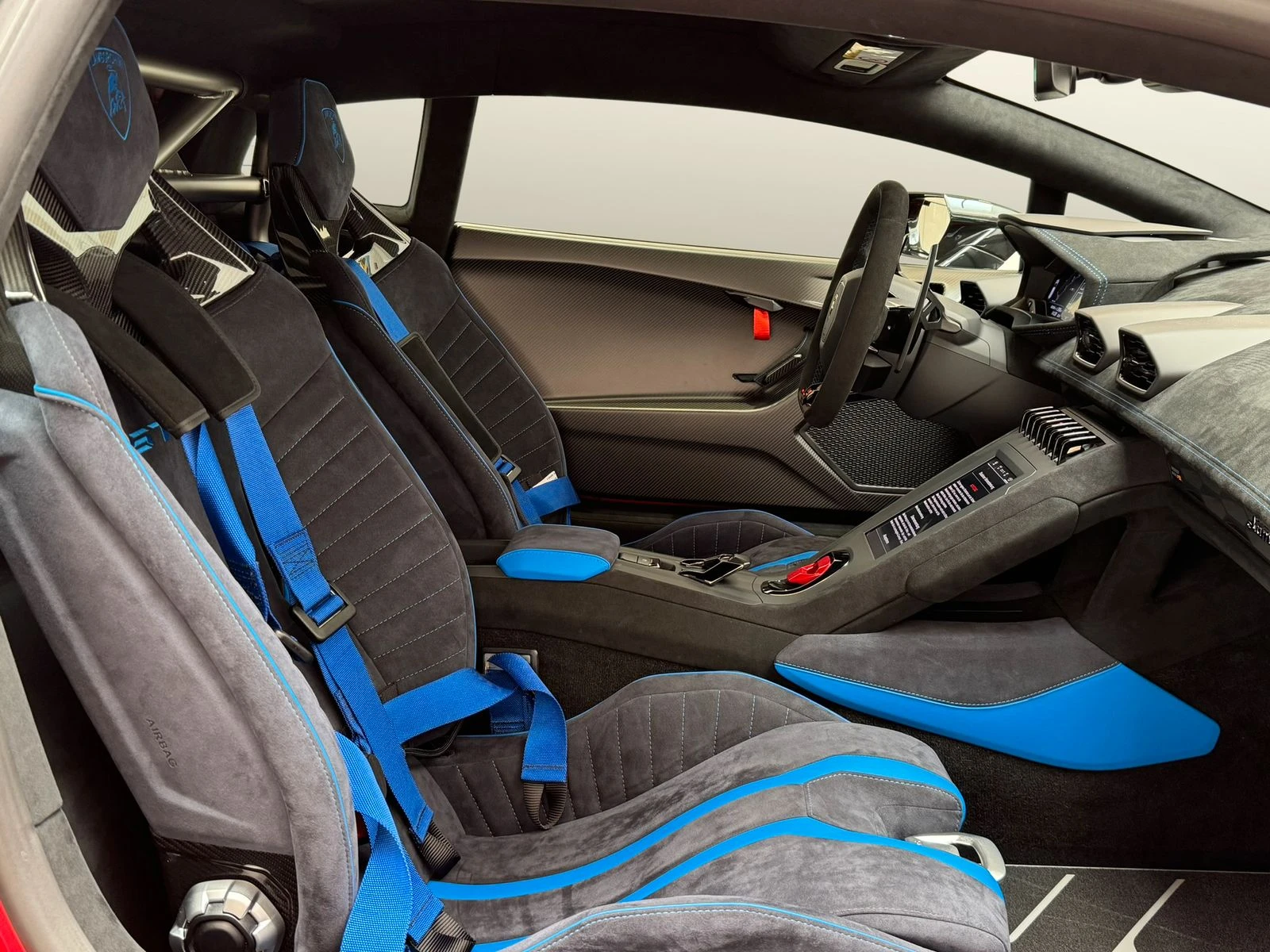 Lamborghini Huracan STO/ AKRAPOVIC/ CERAMIC/ CARBON/ AD PERSONAM/  | Mobile.bg   14