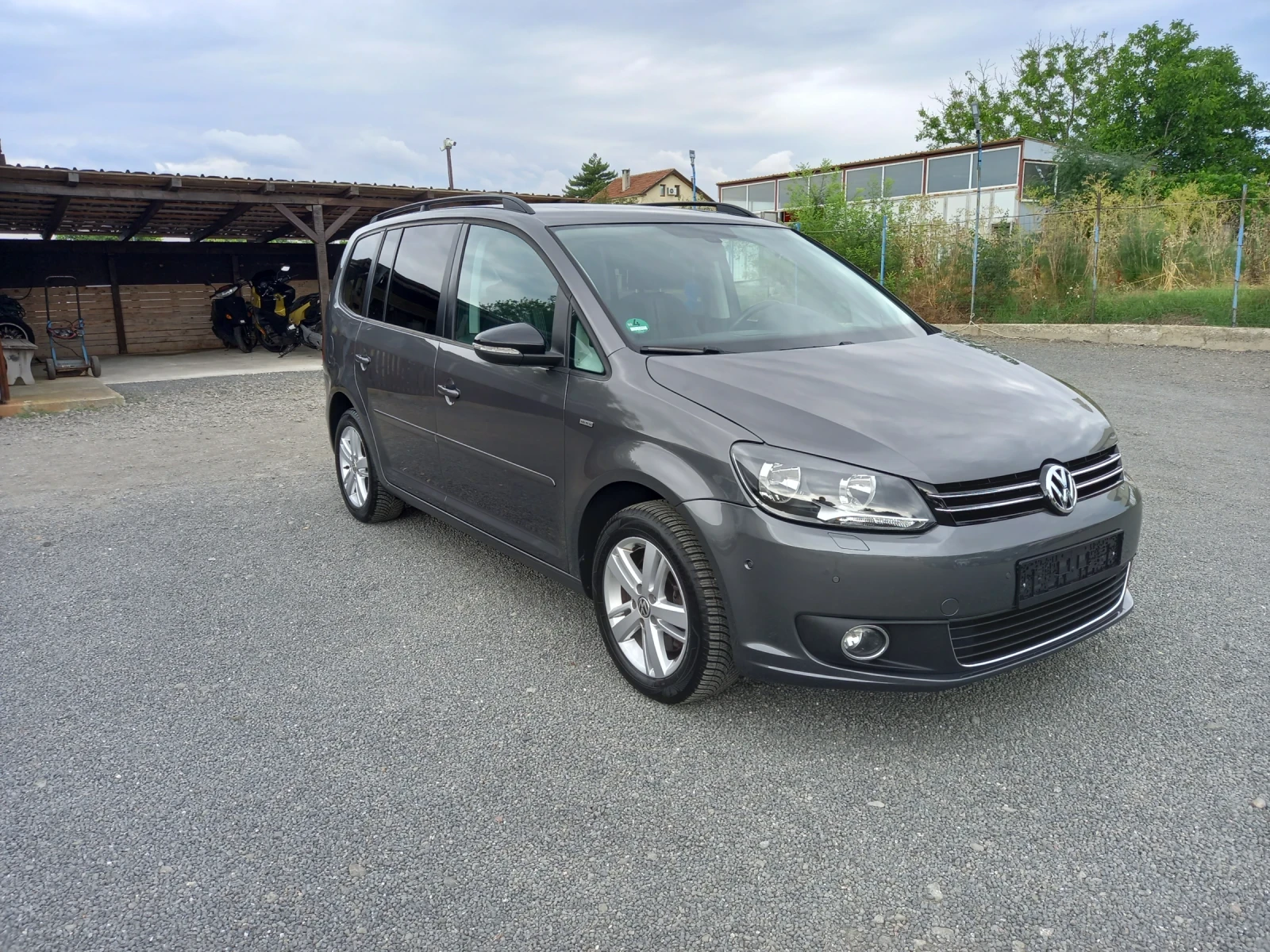 VW Touran MATCH 2.0 TDI - изображение 2
