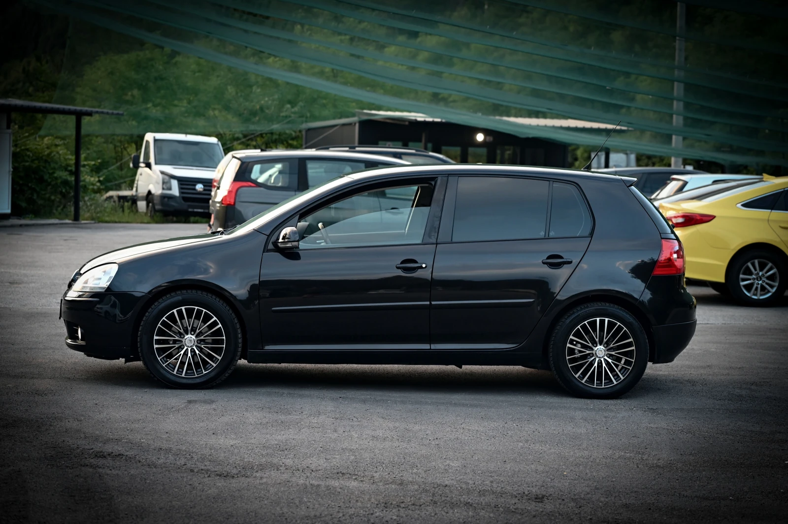 VW Golf 1.9 TDI / NAVI / УНИКАТ !!! - изображение 2