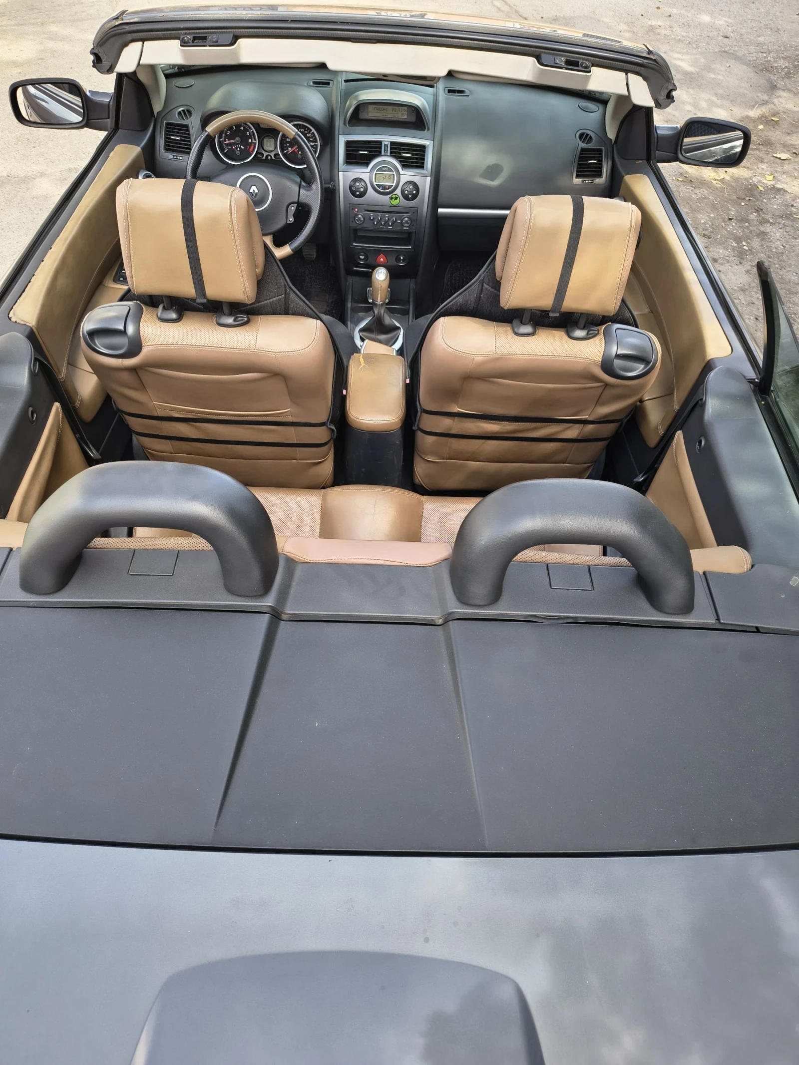 Renault Megane 1.6i Fecelift/Karmann Edition - изображение 10