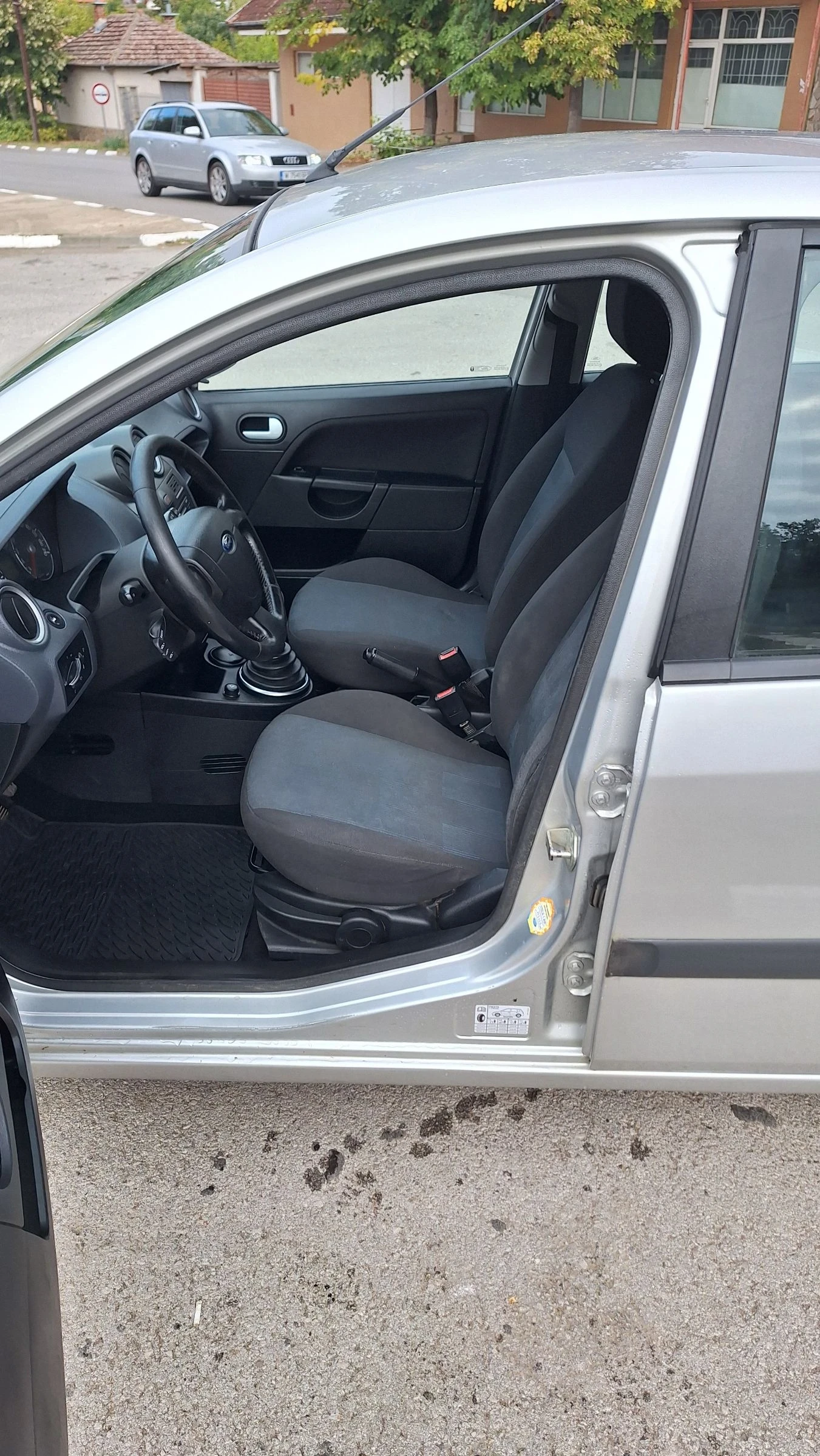 Ford Fiesta 1.3 бензин с верига - изображение 9
