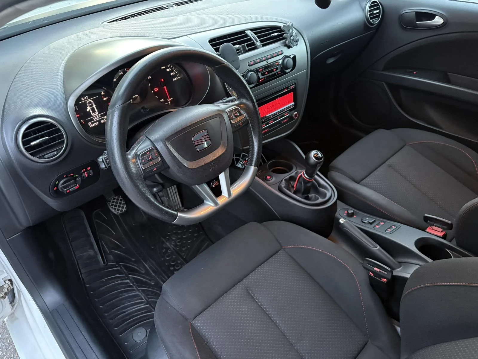 Seat Leon  - изображение 6