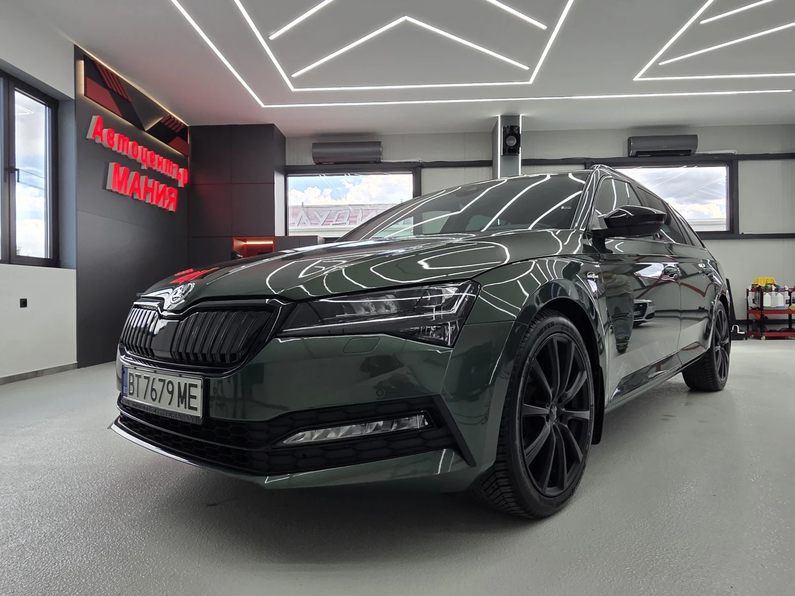 Skoda Superb  1.4TSI 218к.с iDSG6 L&K Plug-in Hybrid MatrixLED