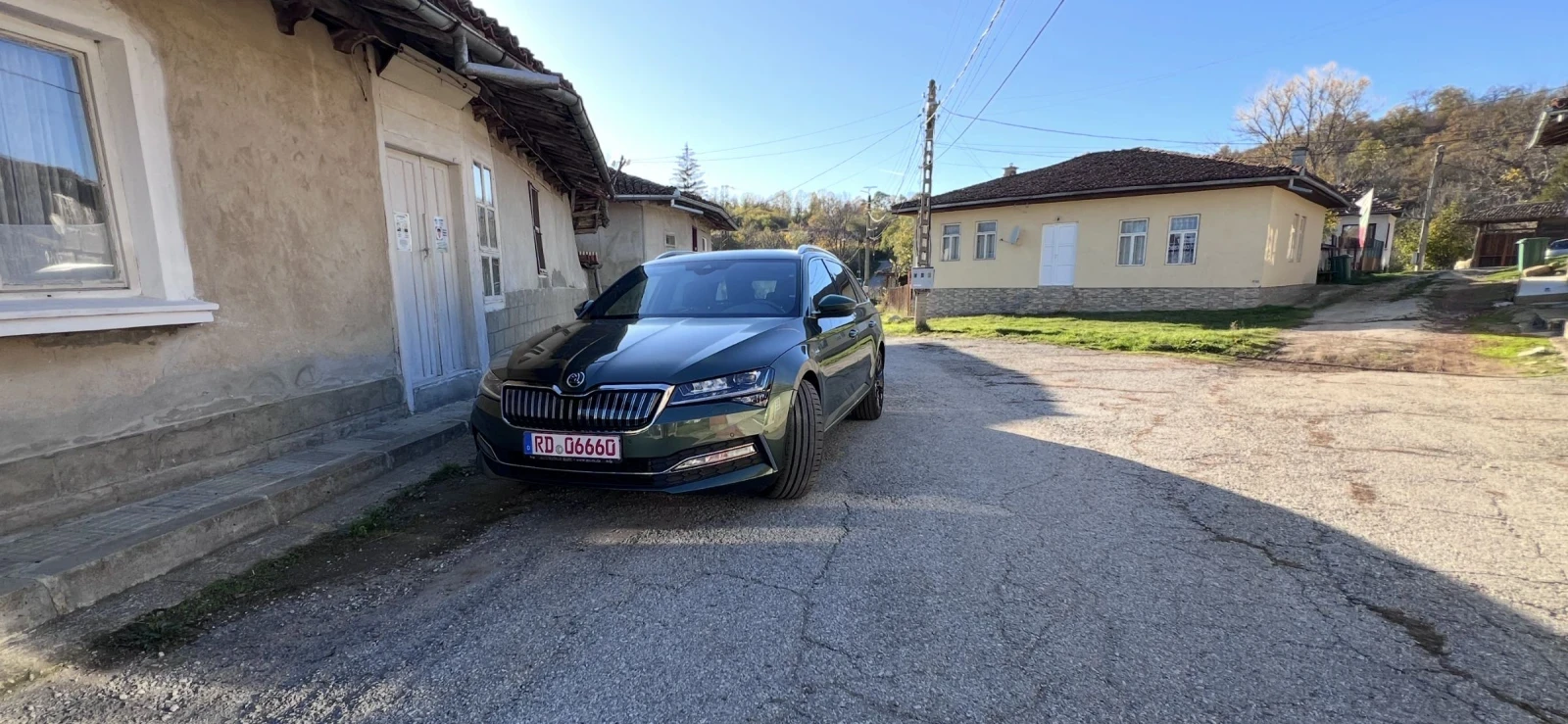Skoda Superb  1.4TSI 218к.с iDSG6 L&K Plug-in Hybrid MatrixLED, снимка 16 - Автомобили и джипове - 52298037
