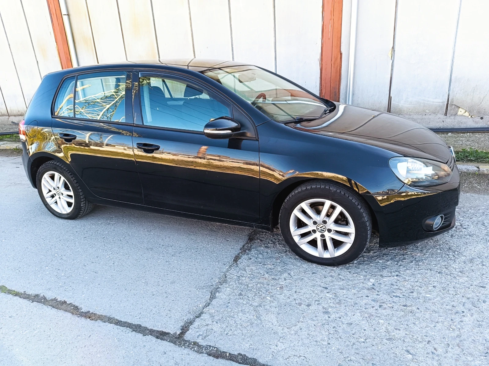 VW Golf 1.6 TDI / Highline / Alcantara - изображение 4