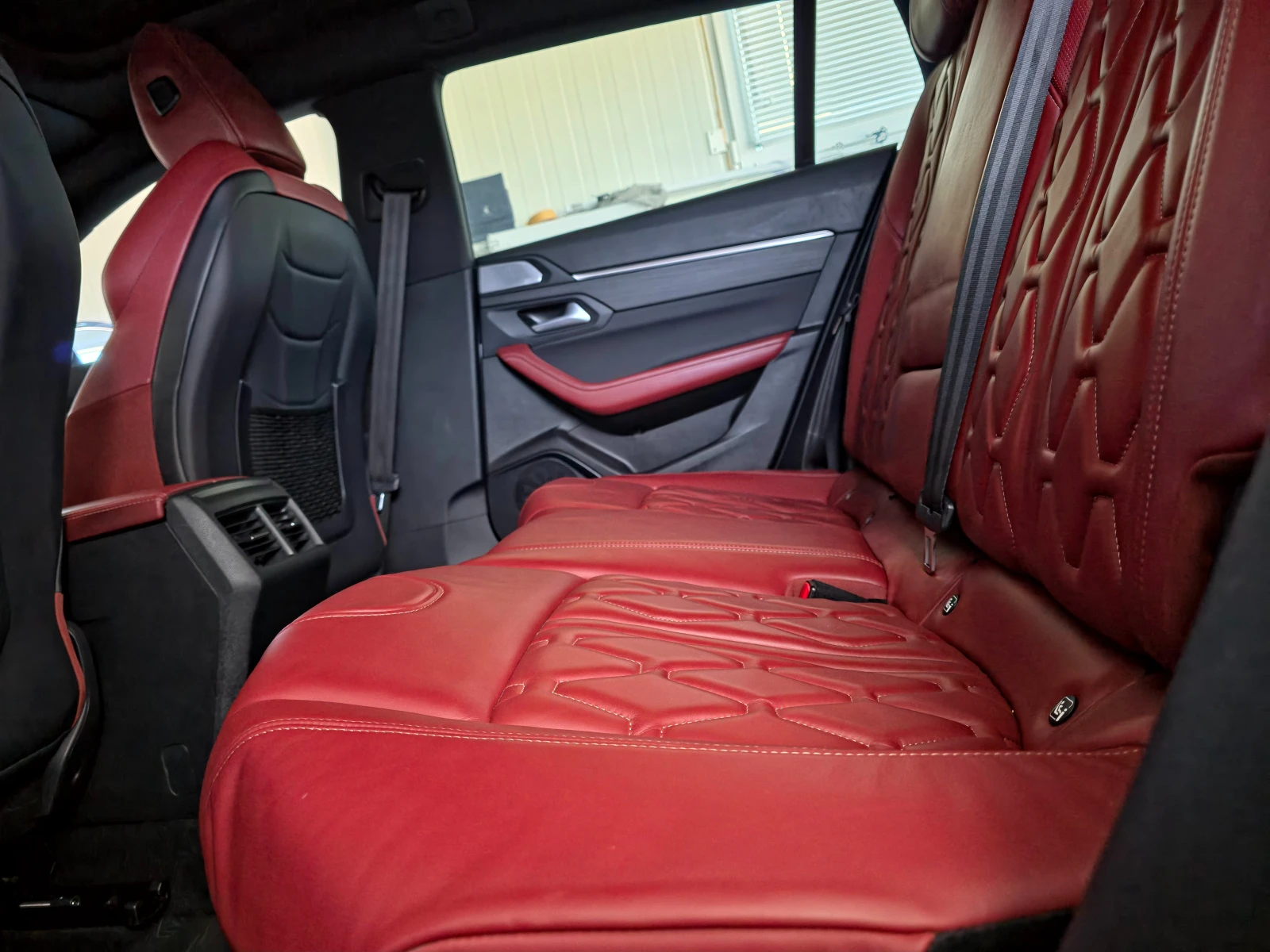 Peugeot 508 2. 0 GT BLUEHDI 181 S&S EAT8 | Mobile.bg � ����������� 11