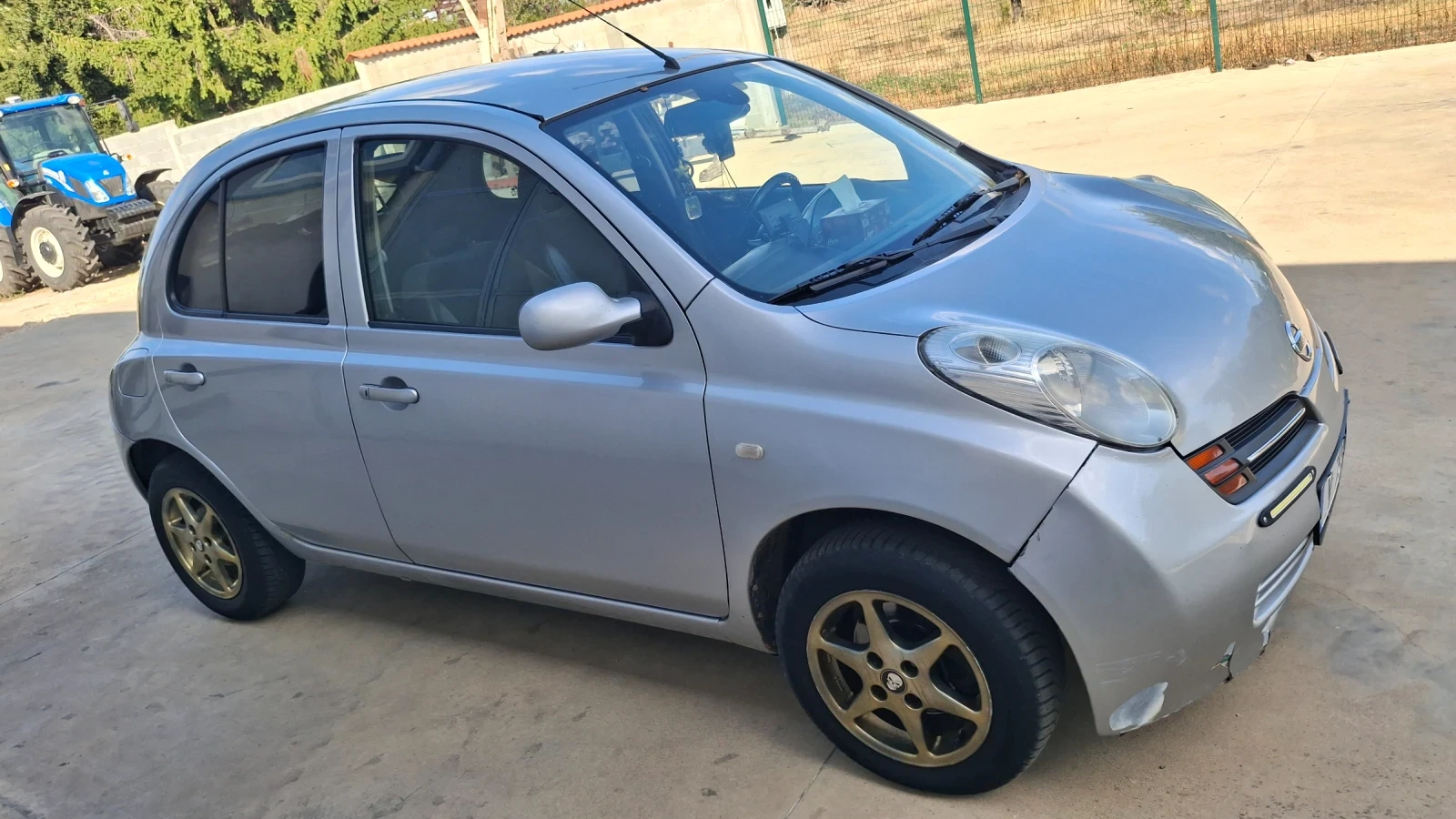Nissan Micra