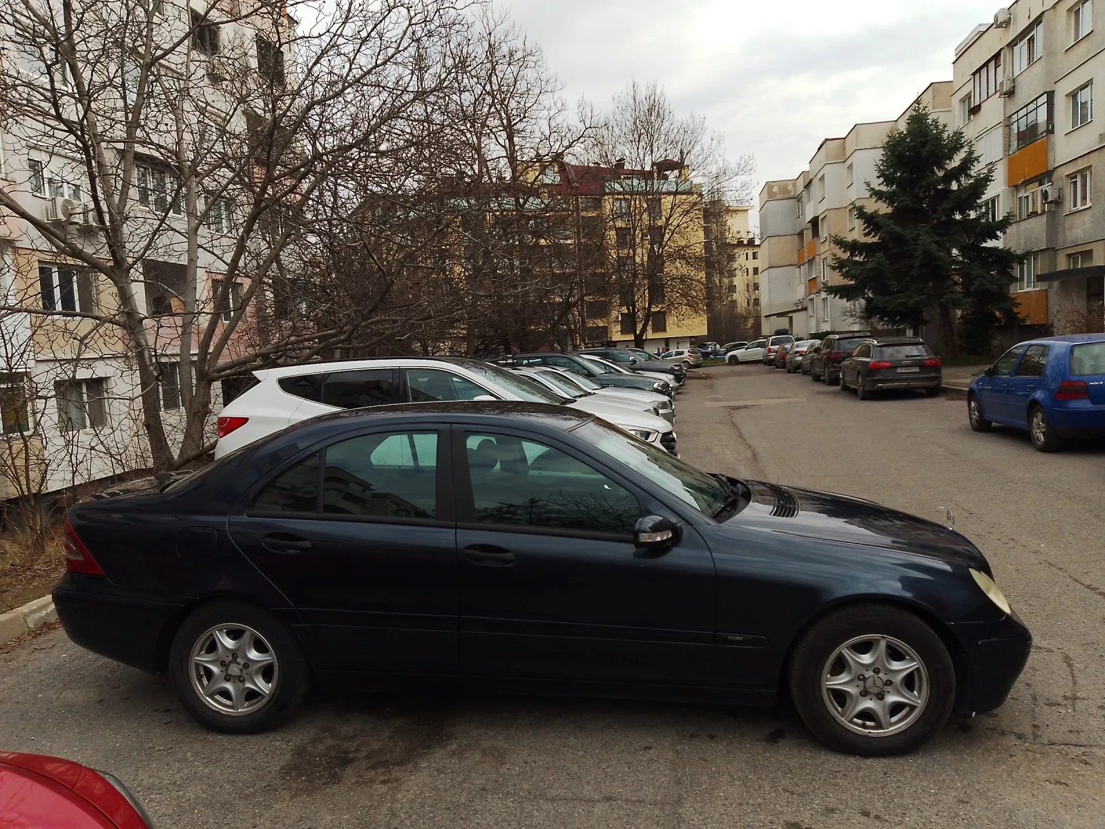 Mercedes-Benz C 220 2.2 CDI, снимка 4 - Автомобили и джипове - 53712804