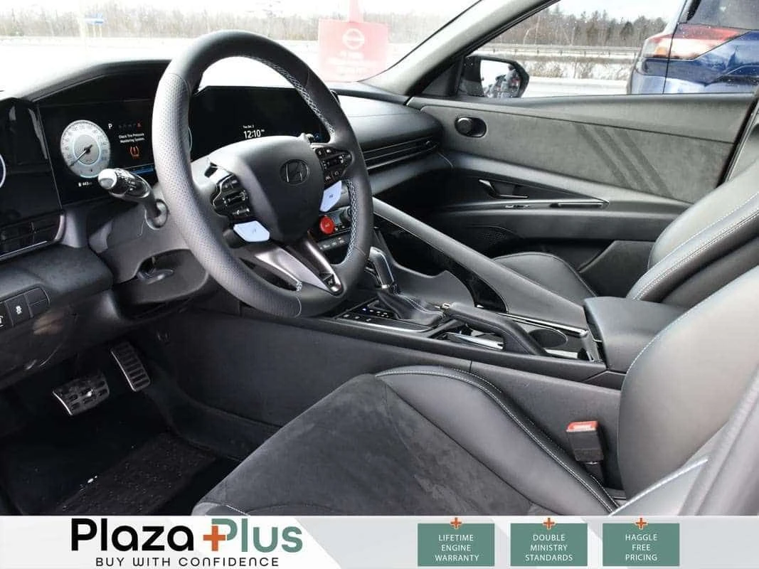 Hyundai Elantra CARFAX, снимка 11 - Автомобили и джипове - 53877072