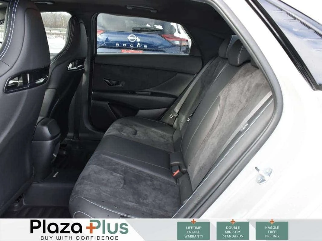 Hyundai Elantra CARFAX, снимка 13 - Автомобили и джипове - 53877072