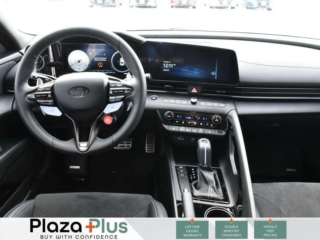 Hyundai Elantra CARFAX, снимка 14 - Автомобили и джипове - 53877072