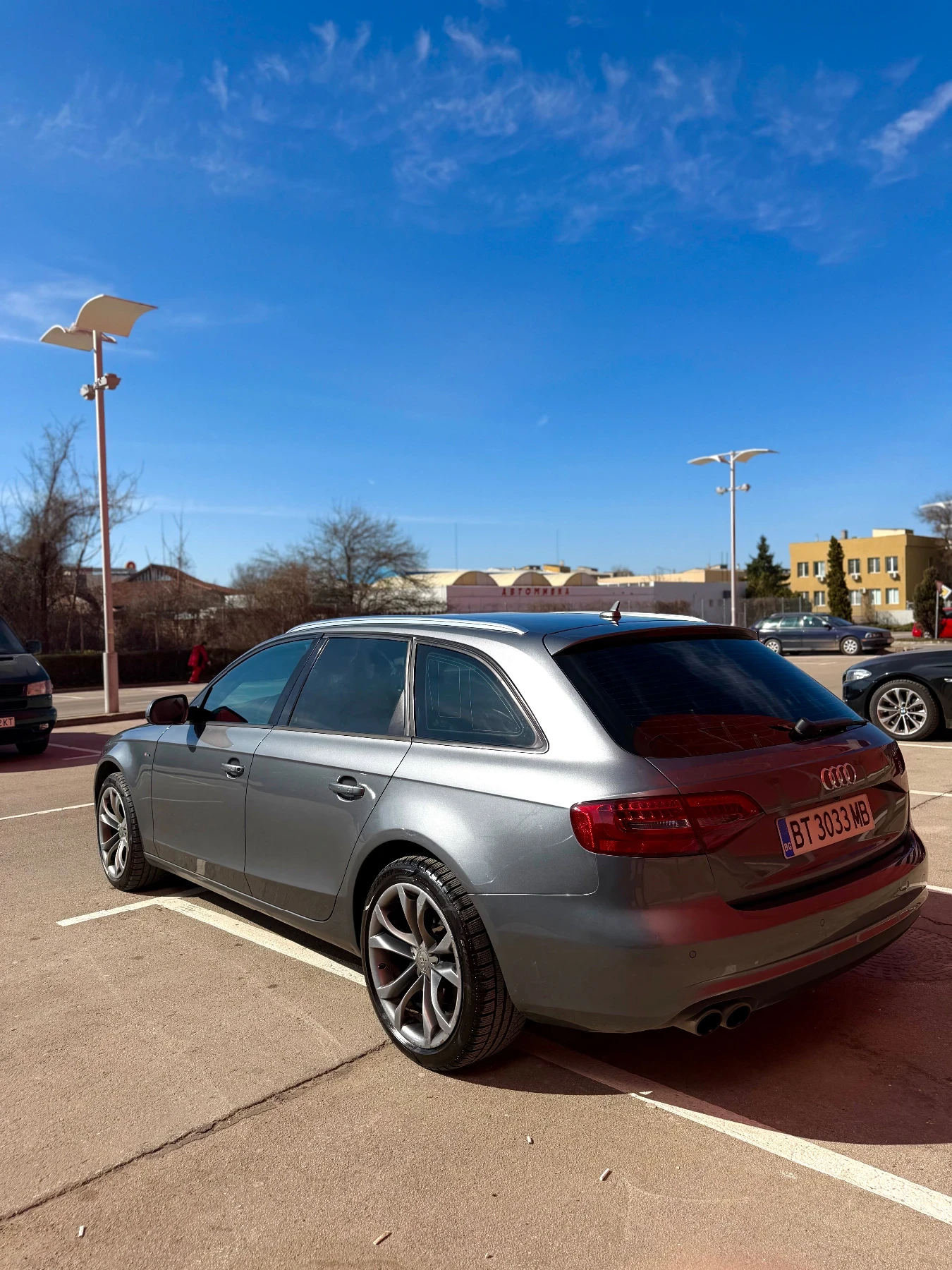 Audi A4 2.0TDI Business Facelift, снимка 5 - Автомобили и джипове - 53973513