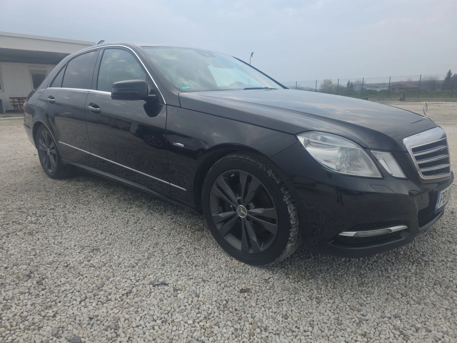 Mercedes-Benz E 350 4х4 265кс Navi камера, снимка 2 - Автомобили и джипове - 54000009