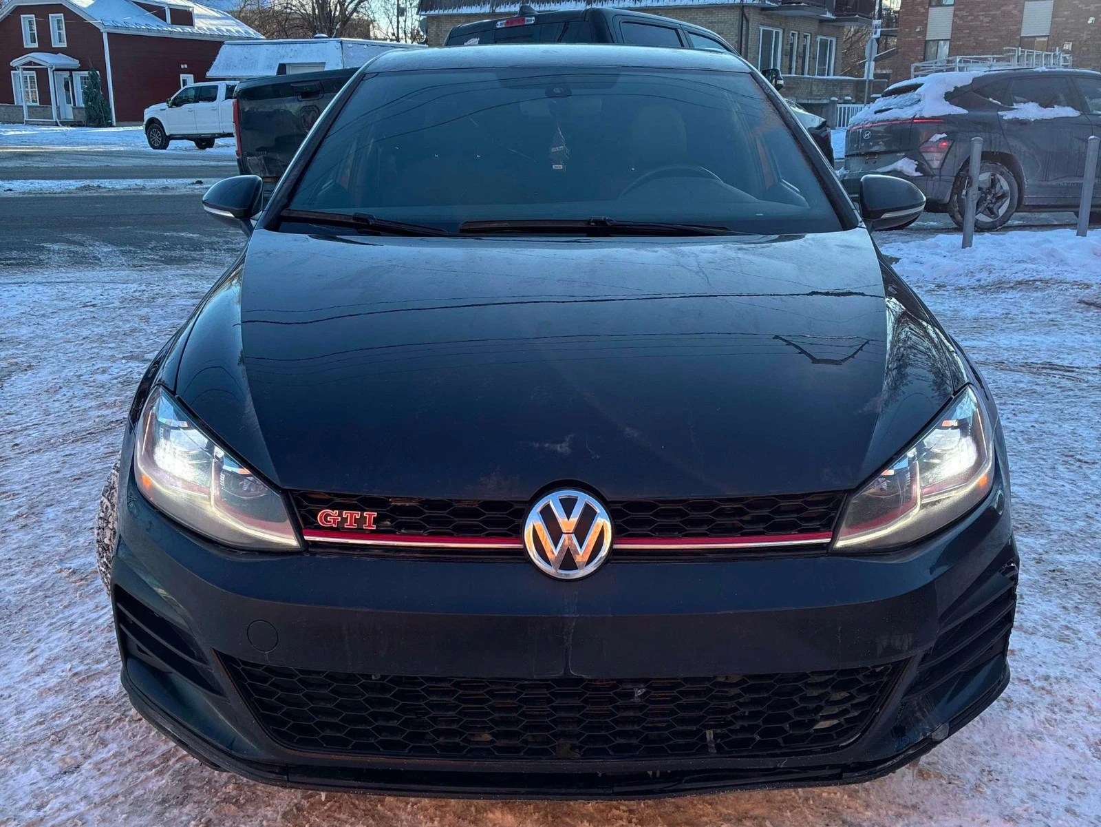 VW Golf GTI С РЕГИСТРАЦИЯ & АВТО КРЕДИТ, снимка 2 - Автомобили и джипове - 54066766