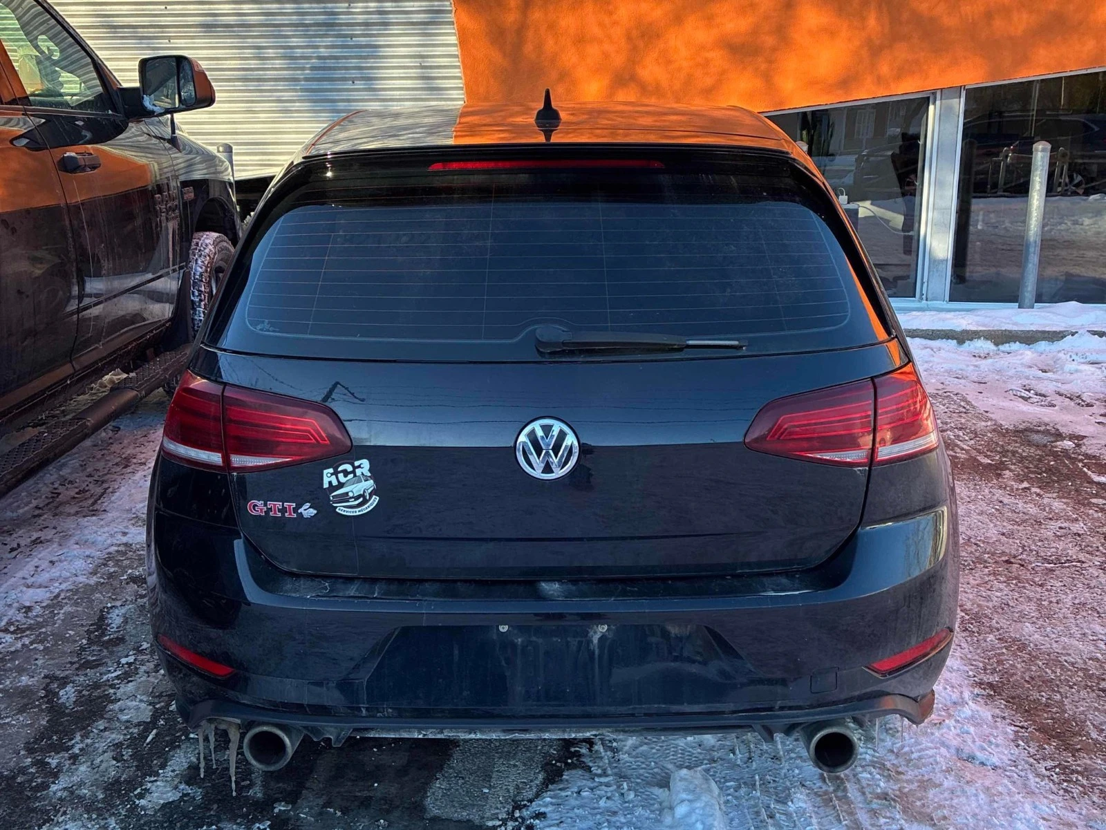 VW Golf GTI С РЕГИСТРАЦИЯ & АВТО КРЕДИТ, снимка 5 - Автомобили и джипове - 54066766