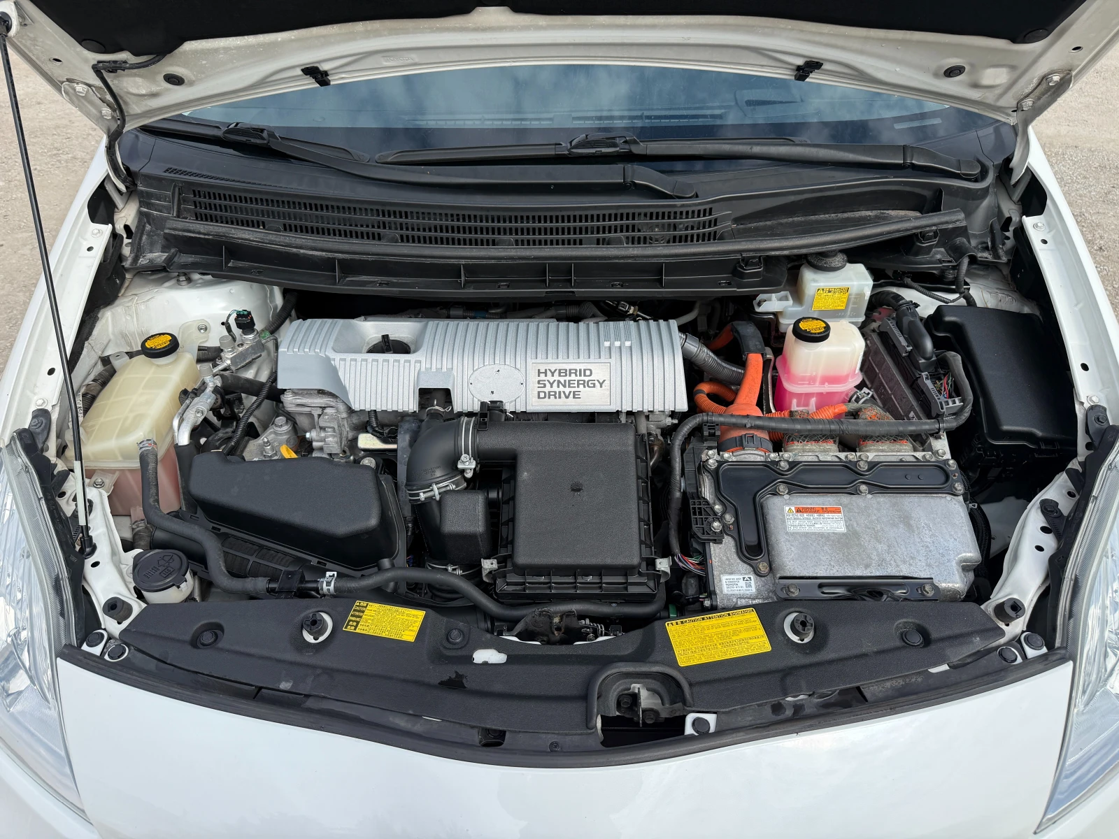 Toyota Prius 1.8HYBRID-99К.С-Facelift-Автоматик-камера-нави, снимка 17 - Автомобили и джипове - 54200511