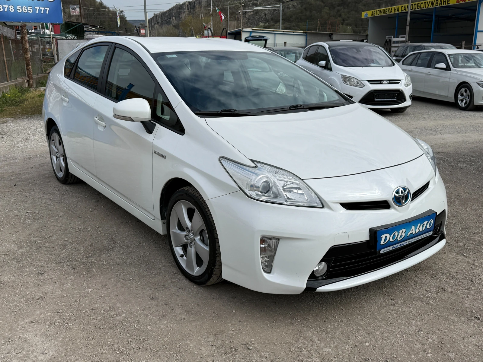 Toyota Prius 1.8HYBRID-99К.С-Facelift-Автоматик-камера-нави, снимка 8 - Автомобили и джипове - 54200511