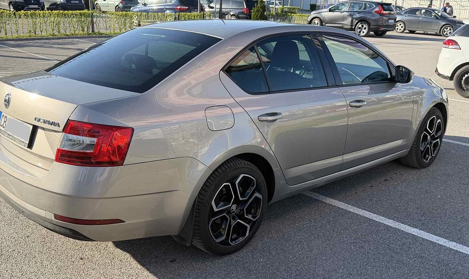 Skoda Octavia, снимка 2 - Автомобили и джипове - 54353605