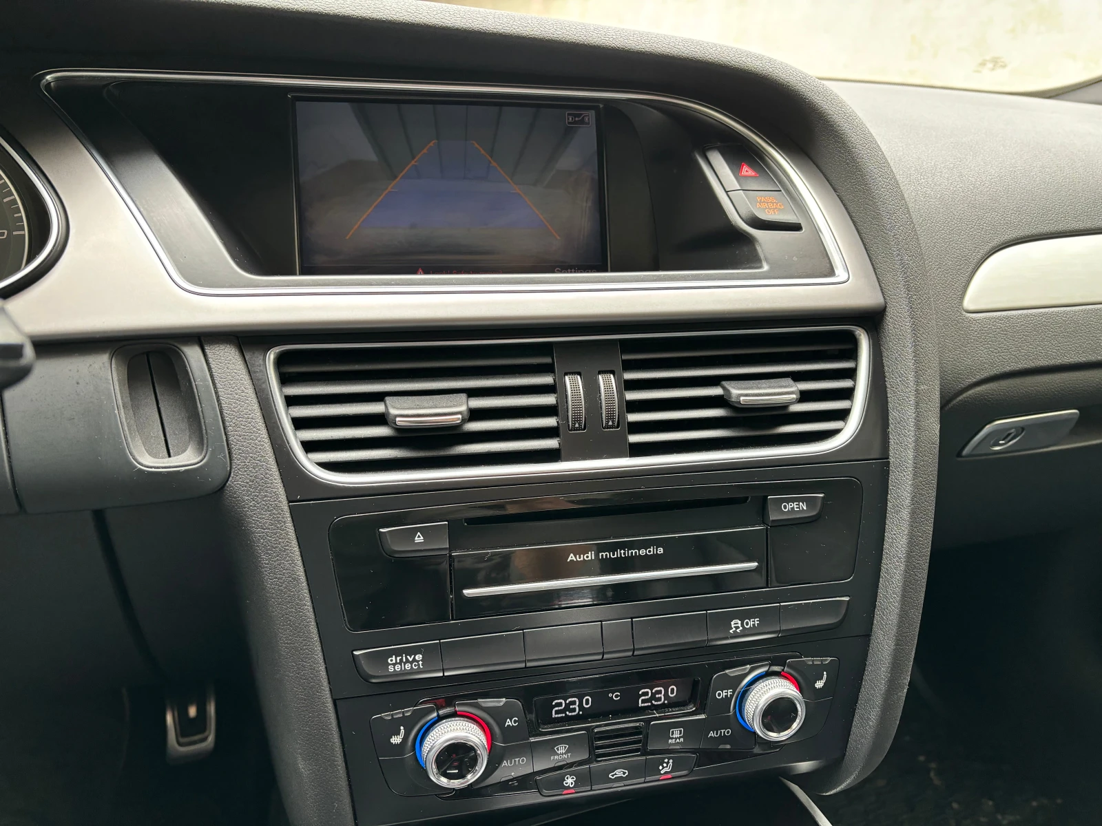Audi S4 B8.5, снимка 12 - Автомобили и джипове - 54676982